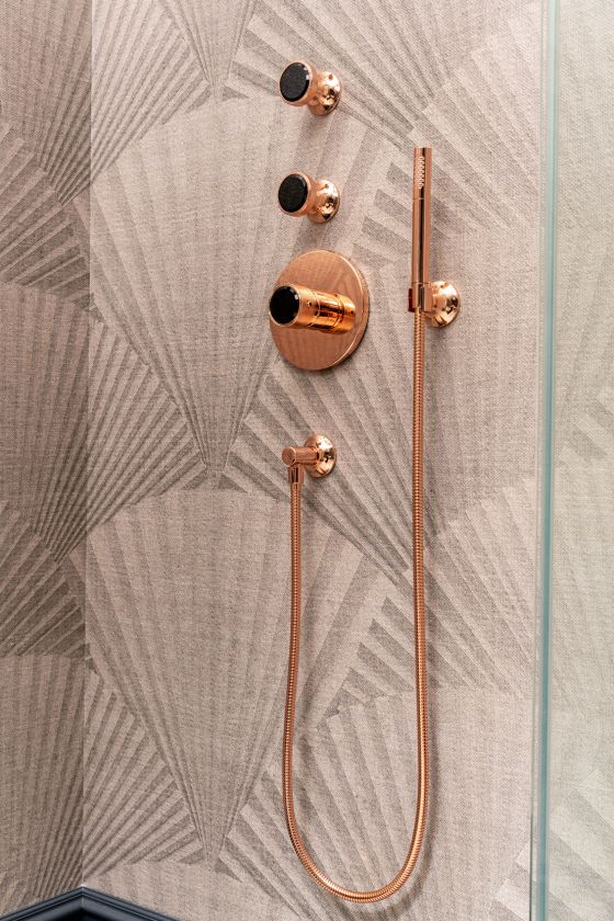 Shower combination with shower set from the Valencia series in rose-gold by Jörger