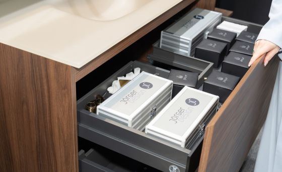 Jörger Design, Demoboxes in Schubladen, oberfläche, Badmöbel