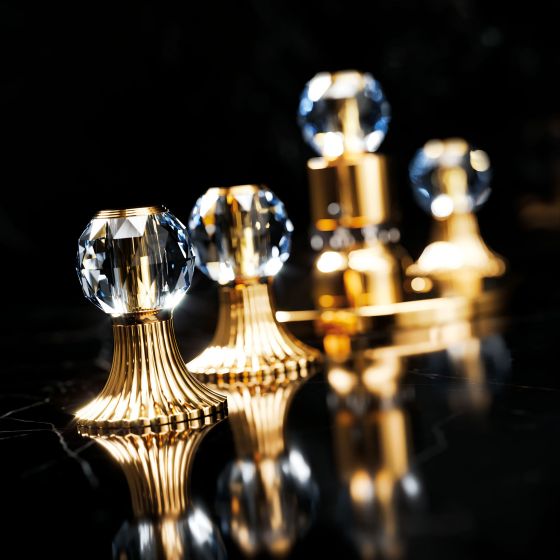 Jörger Design, термостат и вентили для душа ¾“, серия Cronos Crystal в золоте