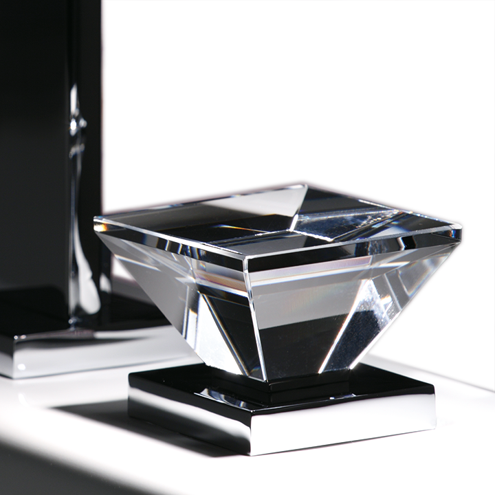 Empire Crystal 02